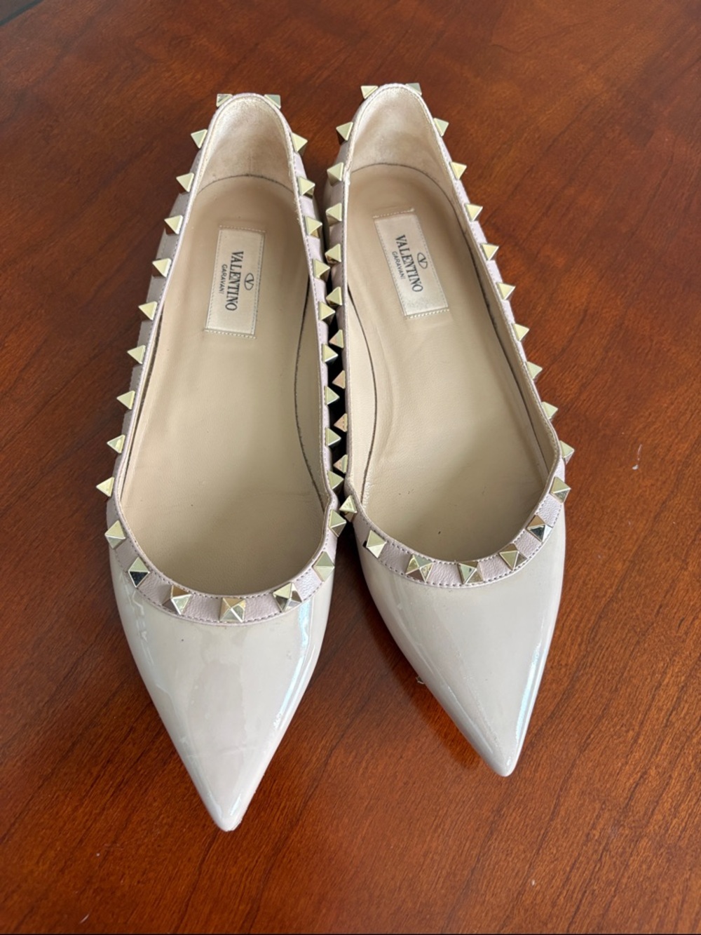 Valentino Beige Patent Rockstud Pointed Toe Flats-Authentic